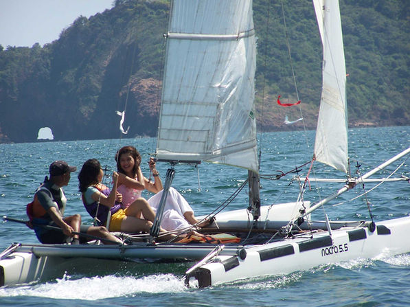 Sailing1.jpg