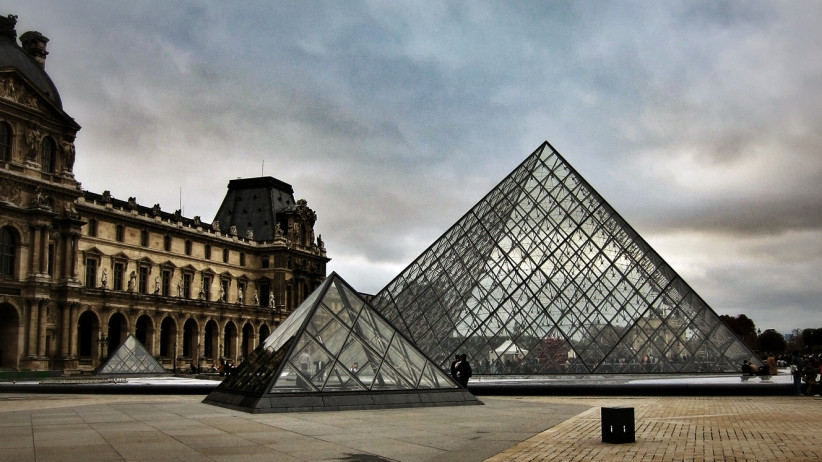 20150511213052-louvre-france-paris-mueseum-art.jpeg