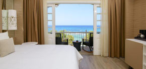 Relax next to the ocean in Jamaica with SmartTravel