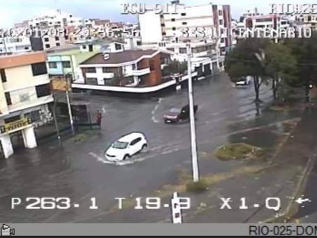 CALLES INUNDADAS EN RIOBAMBA