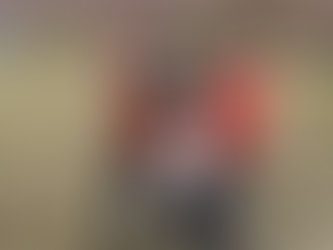 UNIFORMADOS DEL CUERPO DE BOMBEROS RIOBAMBA RESCATAN UN PERRO QUE HABRÍA SIDO ABANDONADO