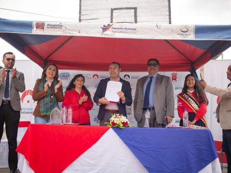 NUEVO CENTRO DE CÓMPUTO PARA ESCUELA DE RIOBAMBA