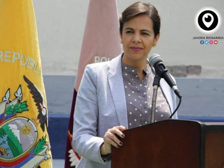 MARÍA PAULA ROMO DESTITUIDA DE SU CARGO