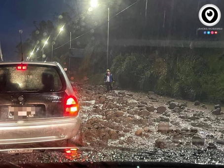 VÍA RIOBAMBA- CHAMBO CERRADA POR FUERTES LLUVIAS