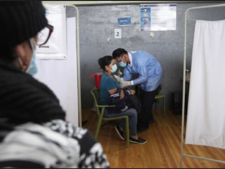 VACUNACIÓN OBLIGATORIA CONTRA EL COVID-19 EN ECUADOR