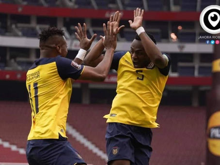 ECUADOR GOLEÓ A COLOMBIA EN QUITO