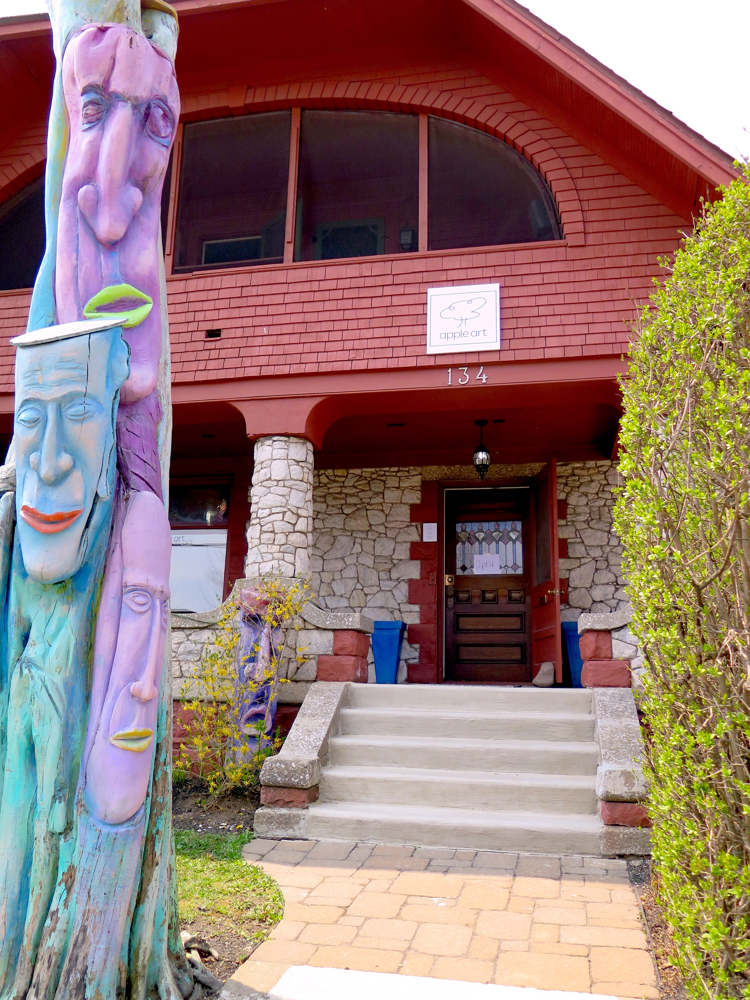 Apple Art Gallery Moncton New Brunswick