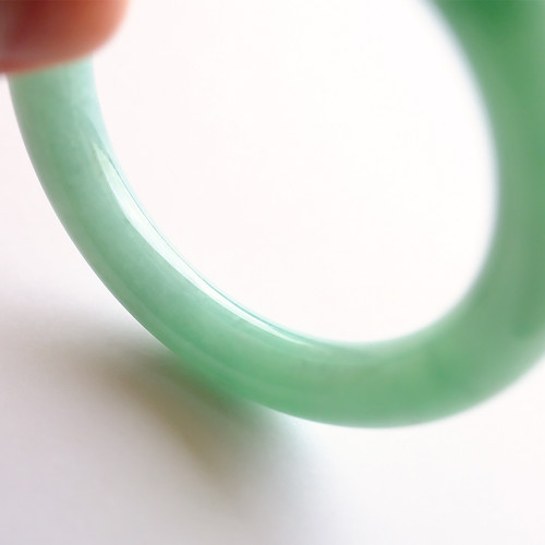 翡翠バングル【SOYOKAZE】52.8mm A98018 | 翡翠専門店 ジョイテック