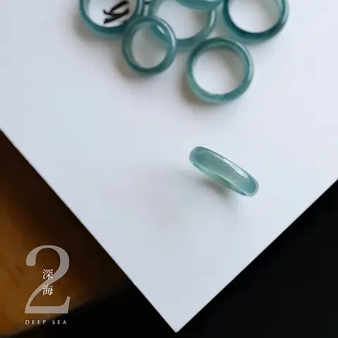 数量限定】翡翠くりぬきリング 