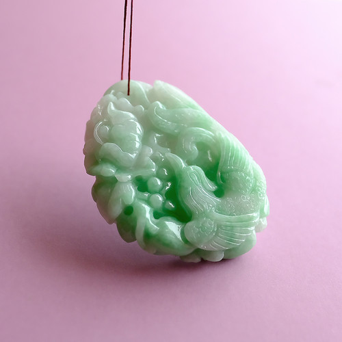 翡翠石の置物 セール価格】翡翠(ヒスイ) 置物 グリーン｜Reizm(リズム)