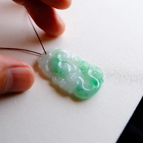 翡翠彫刻『MIREI』98563 | 翡翠専門店 ジョイテック