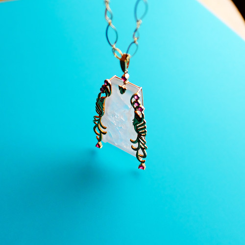 翡翠ペンダントトップ 【PLUM BLOSSOM】94504 | 翡翠専門店 ジョイテック