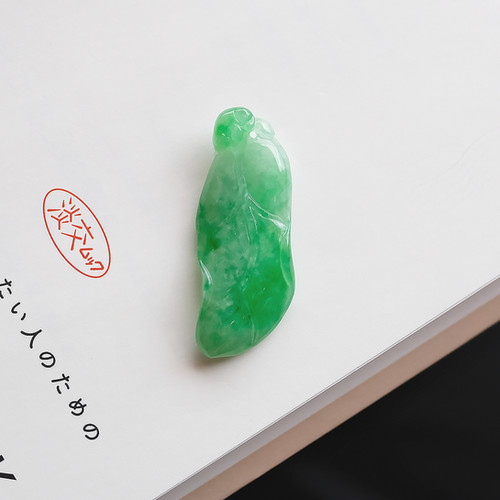翡翠彫刻『THE LEAF』98409 | 翡翠専門店 ジョイテック