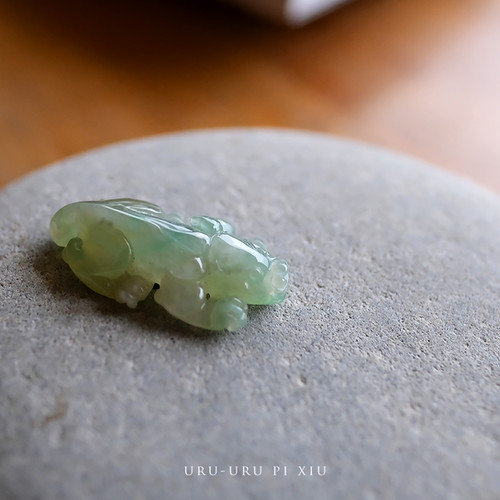 翡翠置物『URU-URU PI XIU』98925 | 翡翠専門店 ジョイテック
