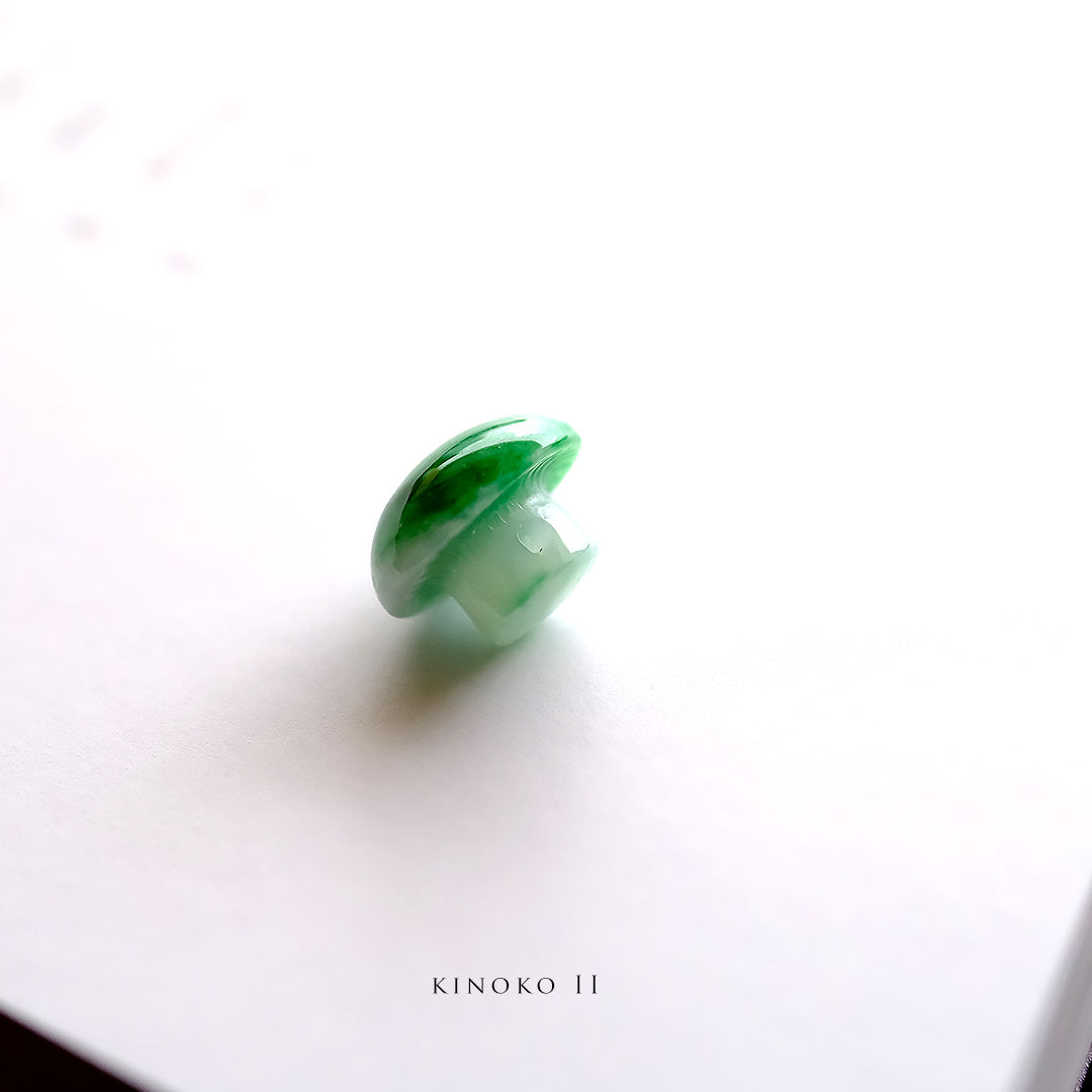 翡翠彫刻『KINOKO II』98756