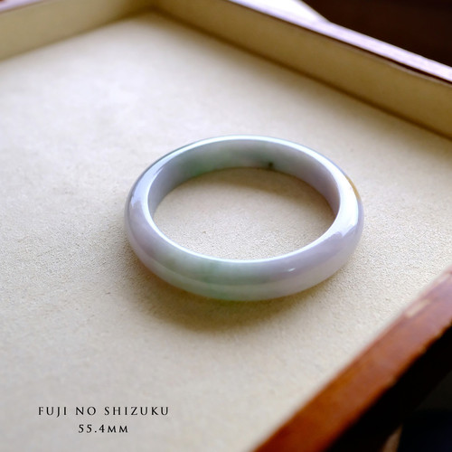 翡翠バングル 55.4mm『FUJI NO SHIZUKU』99436 | 翡翠専門店 ジョイテック