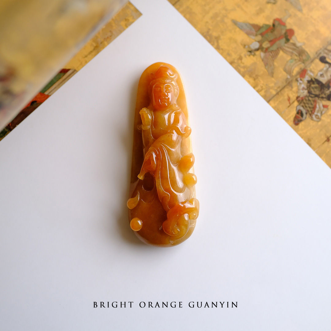 翡翠彫刻『BRIGHT ORANGE GUANYIN』99811 Jade Carving