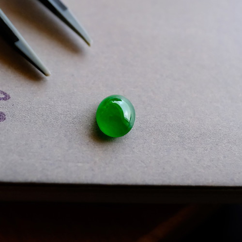 翡翠ルース『THE IMPERIAL JADE』3.34ct 98773 | 翡翠専門店 ジョイテック