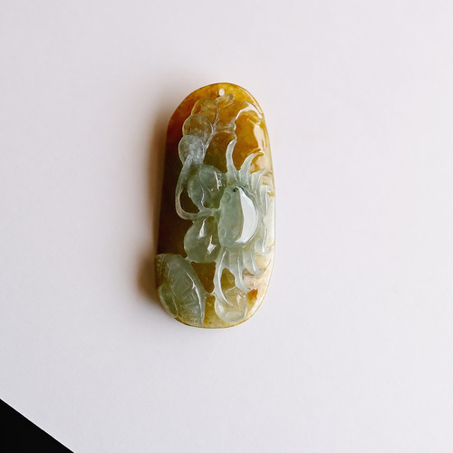 玉石翡翠 猿と果物の彫刻 玉石翡翠 猿と果物の彫刻 玉石翡翠 猿と果物