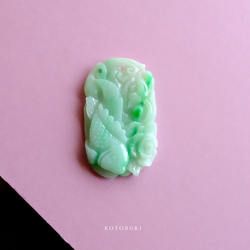 翡翠彫刻『KOTOBUKI』98157 | 翡翠専門店 ジョイテック