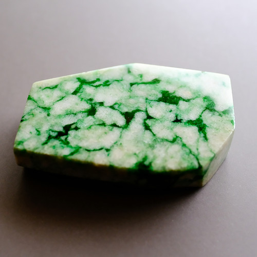 翡翠原石・置物【FORTUNE GREEN WEB】97052 | 翡翠専門店 ジョイテック