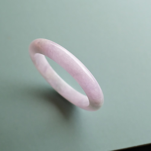 翡翠バングル【NENE】57.8mm B97915 | 翡翠専門店 ジョイテック