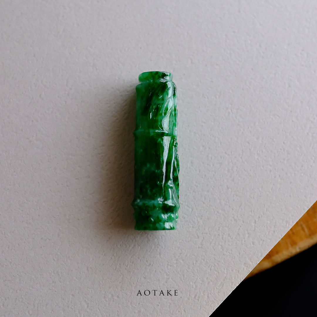 翡翠彫刻『AOTAKE』98340