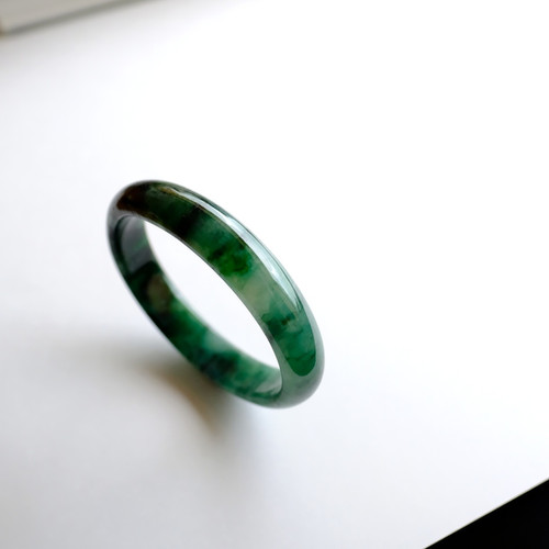 翡翠バングル 翡翠バングル 52.7*47.0mm『SHINEN』99415 | 翡翠専門店 ジョイテック
