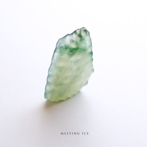 翡翠彫刻ペンダントトップ 【MELTING ICE】 95487 | 翡翠専門店