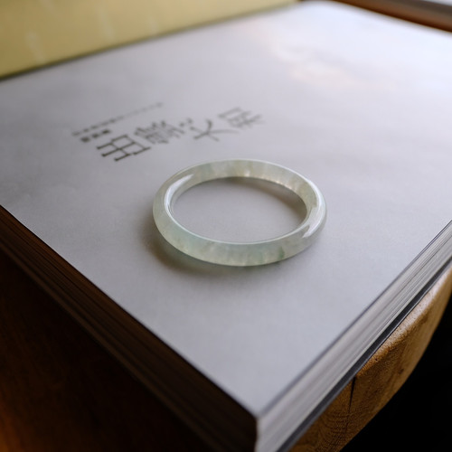 翡翠バングル 52.1mm『KASUMI NO WA』99590 | 翡翠専門店 ジョイテック