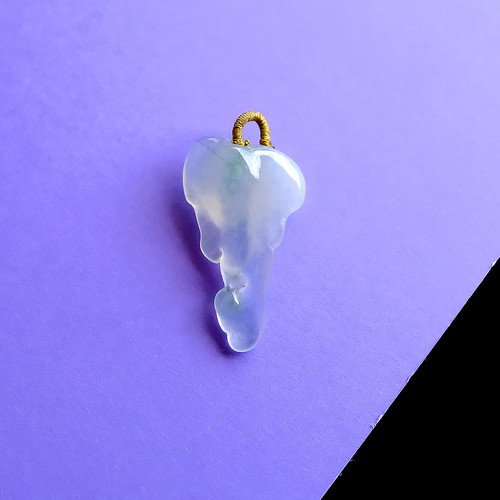 翡翠の神像 23734-1.jpg