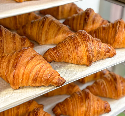 croissants-for-wholesale-bakery-gatineau.JPG