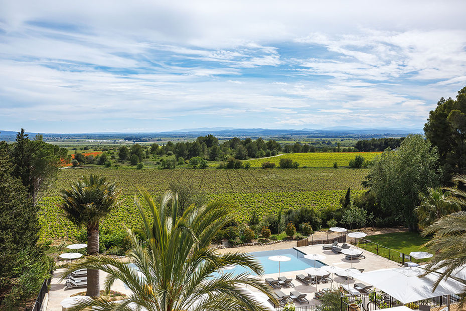 Elegant, chic wedding venue wine estate in the Languedoc, oozing French vintage style and charm.