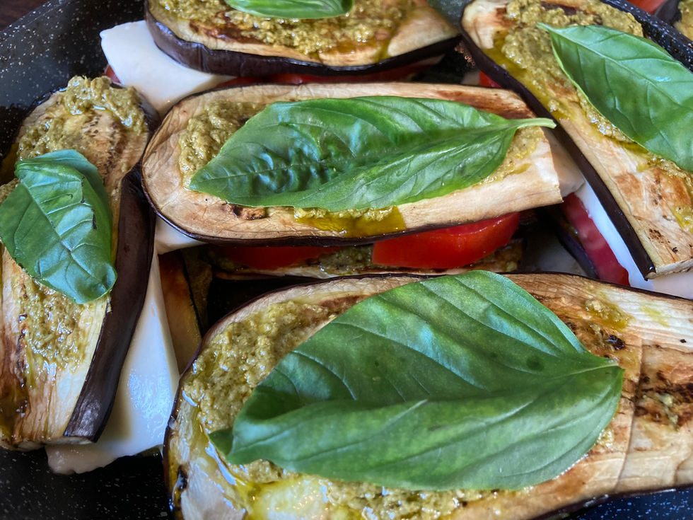 Veggie option - Mediterranean stack with pesto and mozzarella. Crazy diamond food truck, mobile bar and catering for weddings and private events in the Dordogne, France