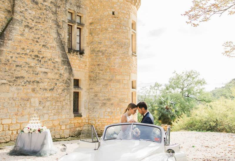 Wedding car - 5 star Hilltop chateau wedding venue in the Dordogne