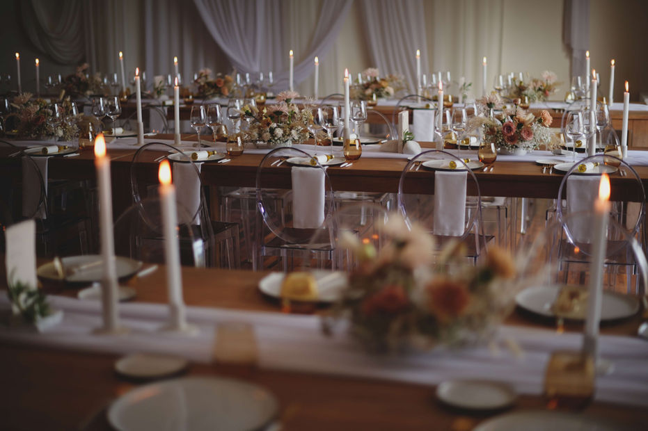 Charming chateau wedding venue near Toulouse with a rustic courtyard, party barn, pool and bar.