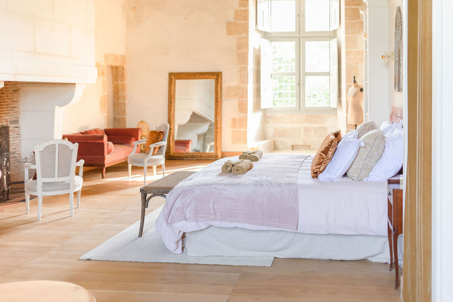 bedroom - Historical chateau wedding venue in the Pays de Loire
