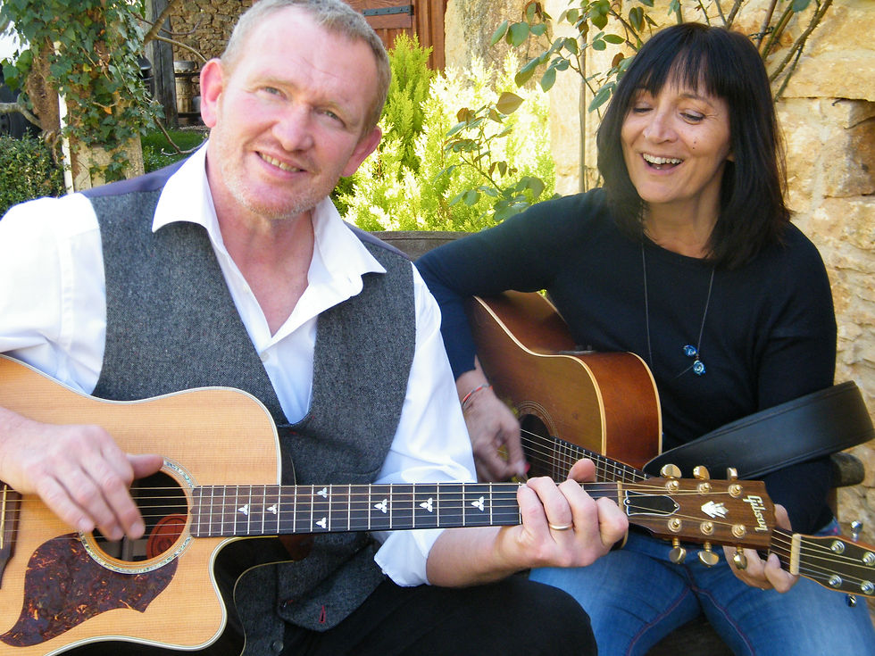 Happy Daze Acoustic Duo