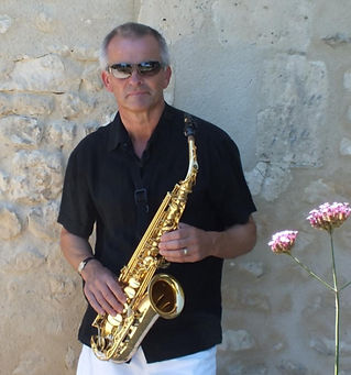 Dordogne Saxophonist