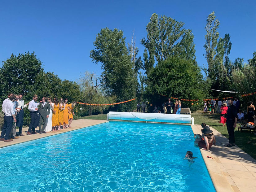 Swimming pool - Chic French Farmhouse wedding venue with sunset views. Between Toulouse and Bordeaux.