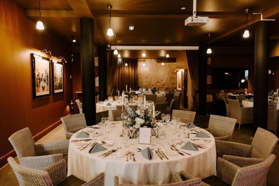 Elegant, chic wedding venue wine estate in the Languedoc, oozing French vintage style and charm.