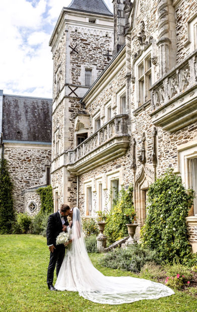 Bride and groom in front of the chateau Stunning, family-owned Chateau and 13 hectare Estate with its huge swimming pool offers wedding parties flexibility, space and comfort.