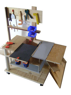 BANCO ATTREZZI PER BAMBINI