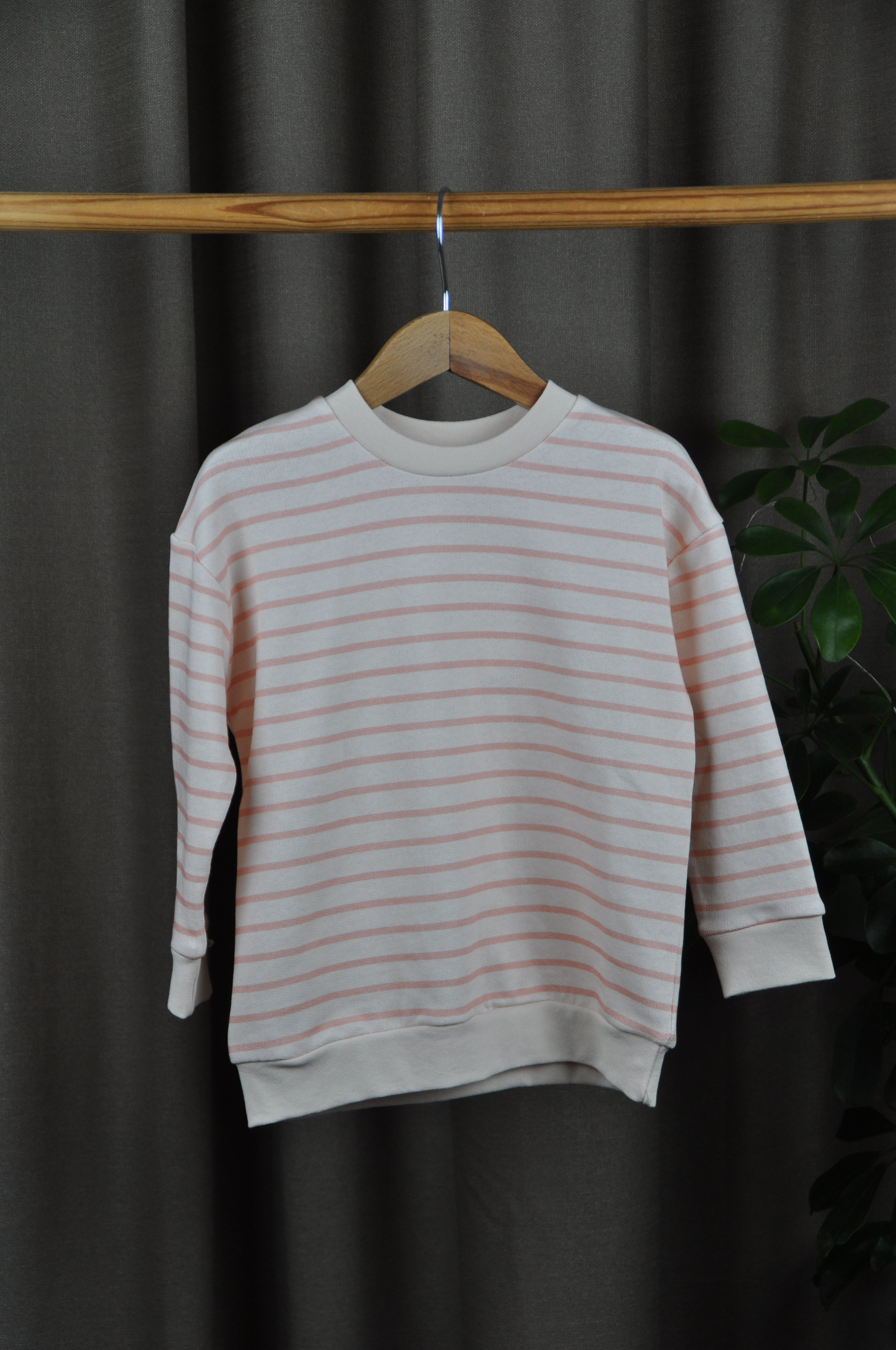 Pembe Çizgili Basic Sweat