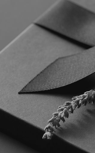 Gift Box_edited_edited.jpg