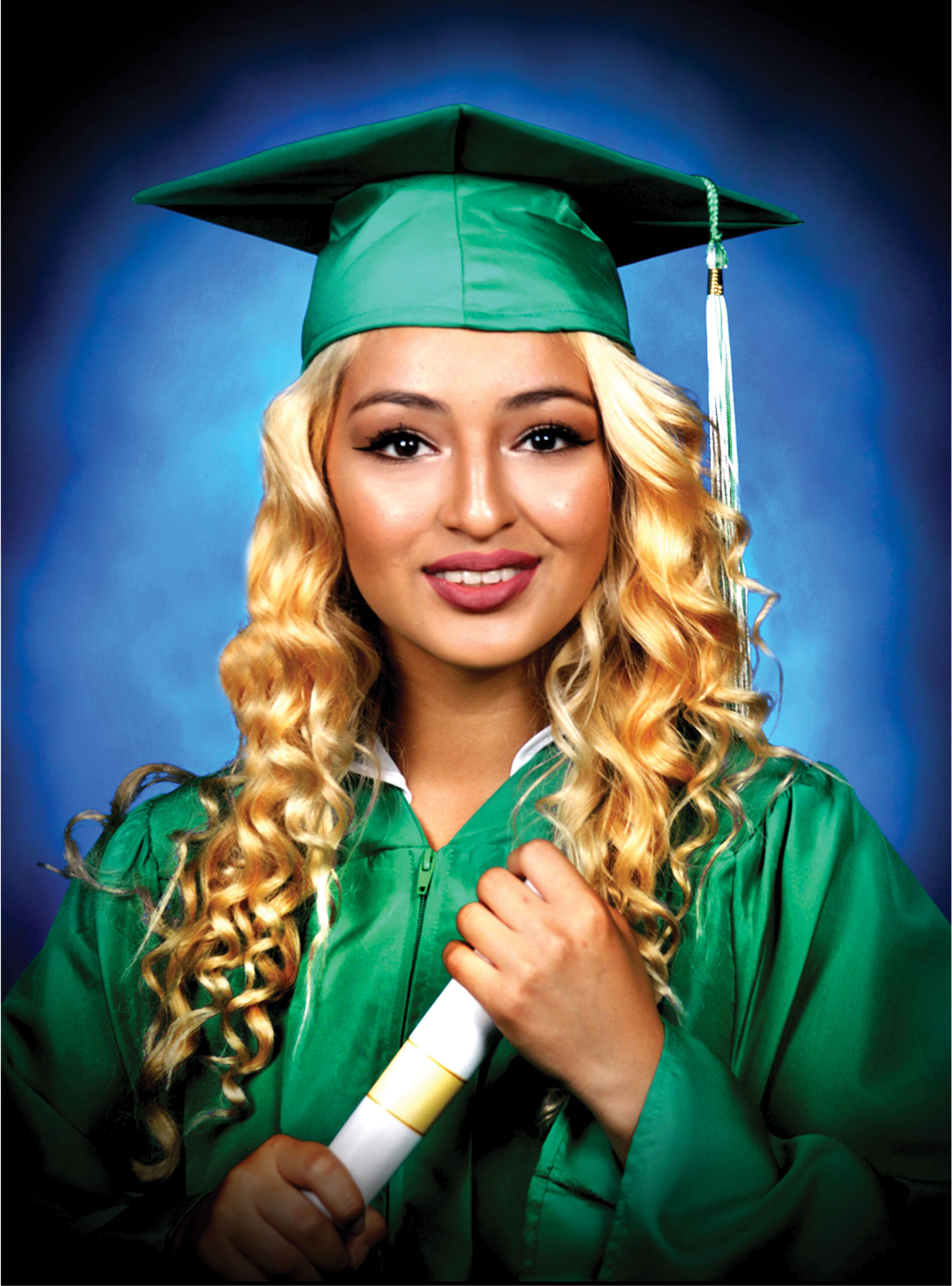 CAP & GOWN PACKAGE (2 POSES)