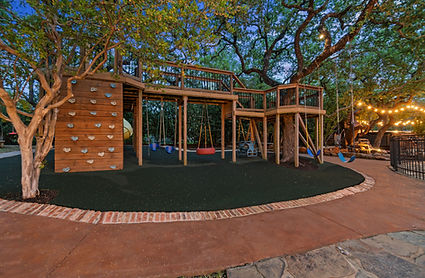 77-web-or-mls-21010-sky-ridge-ave.jpg