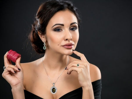 Experience the Beauty of June Birthstone and Jewelry