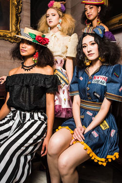 44099530_313885949424115_144156946324887