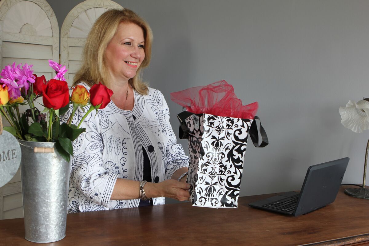 SpaPurcellvilleTop Coat Nail